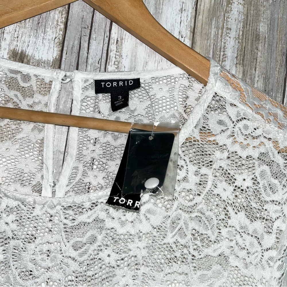 NWT Torrid White Lace Blouse 3X Plus Size Super Soft Crew Neck Feminine Flowy - Picture 6 of 7
